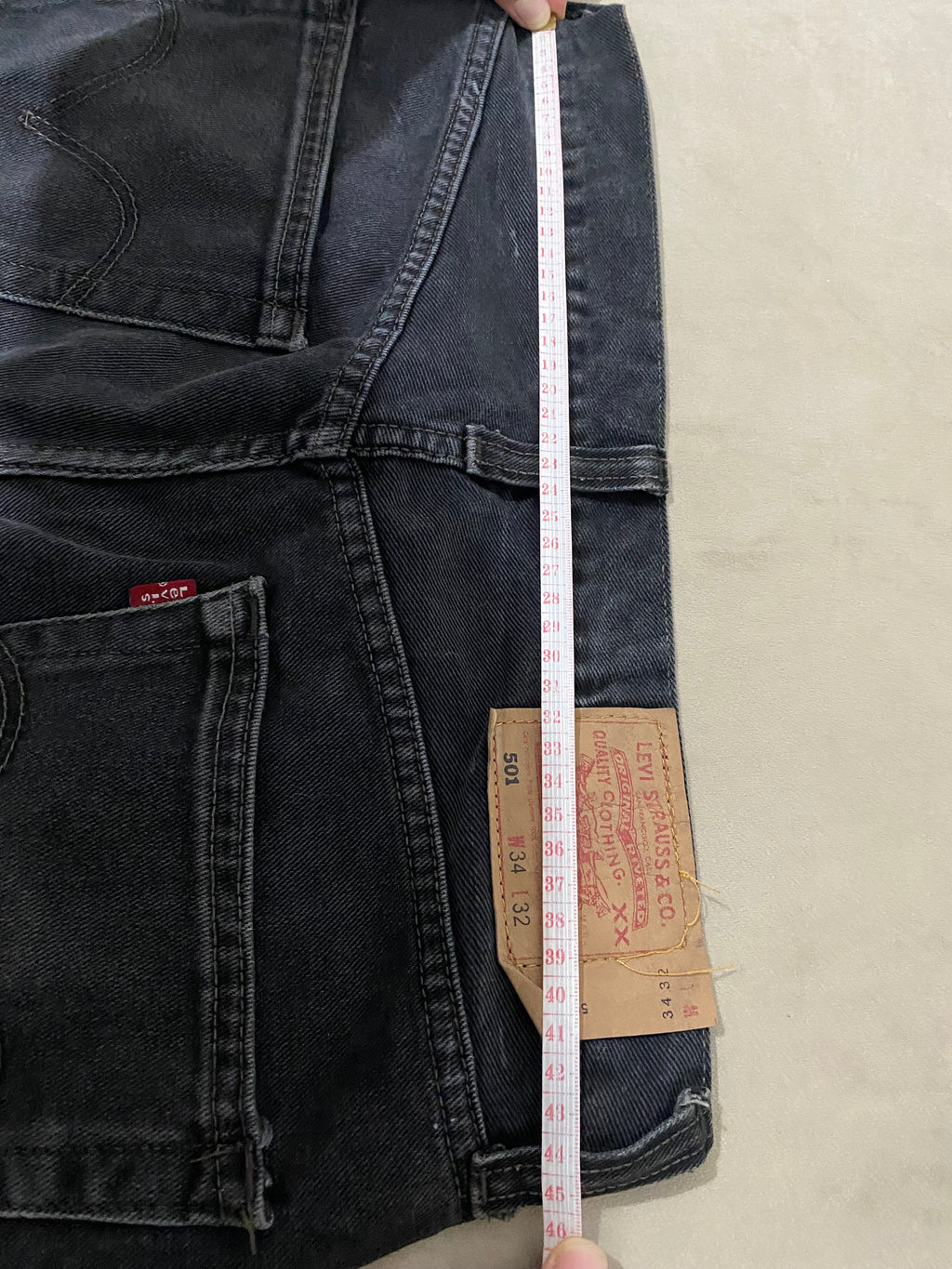 Jean Levi's 501 vintage W34 L32 – Made in USA – Noir délavé – Coupe droite unisexe Taille 44 Fr/50 eu