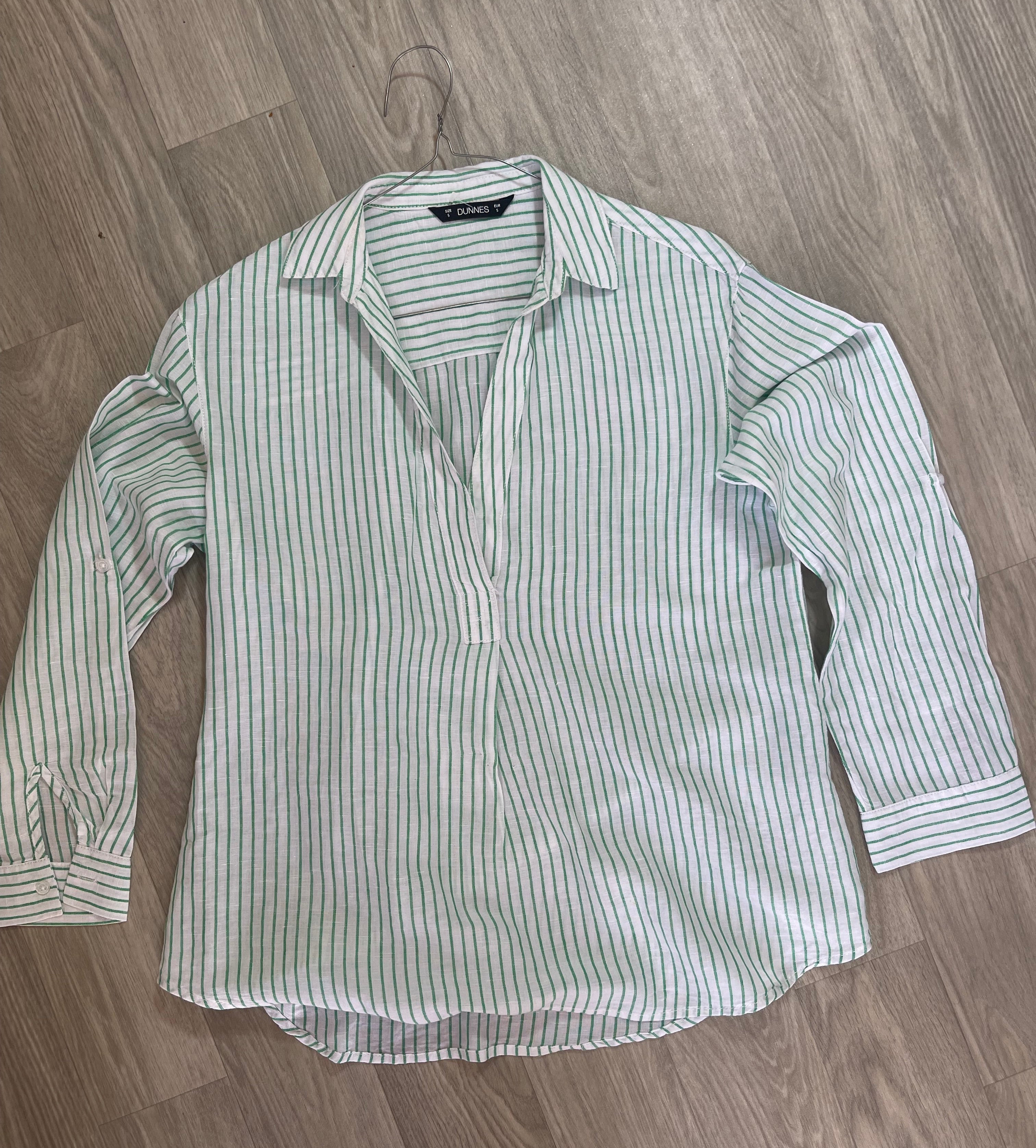 Chemise rayée blanche et verte Dunnes