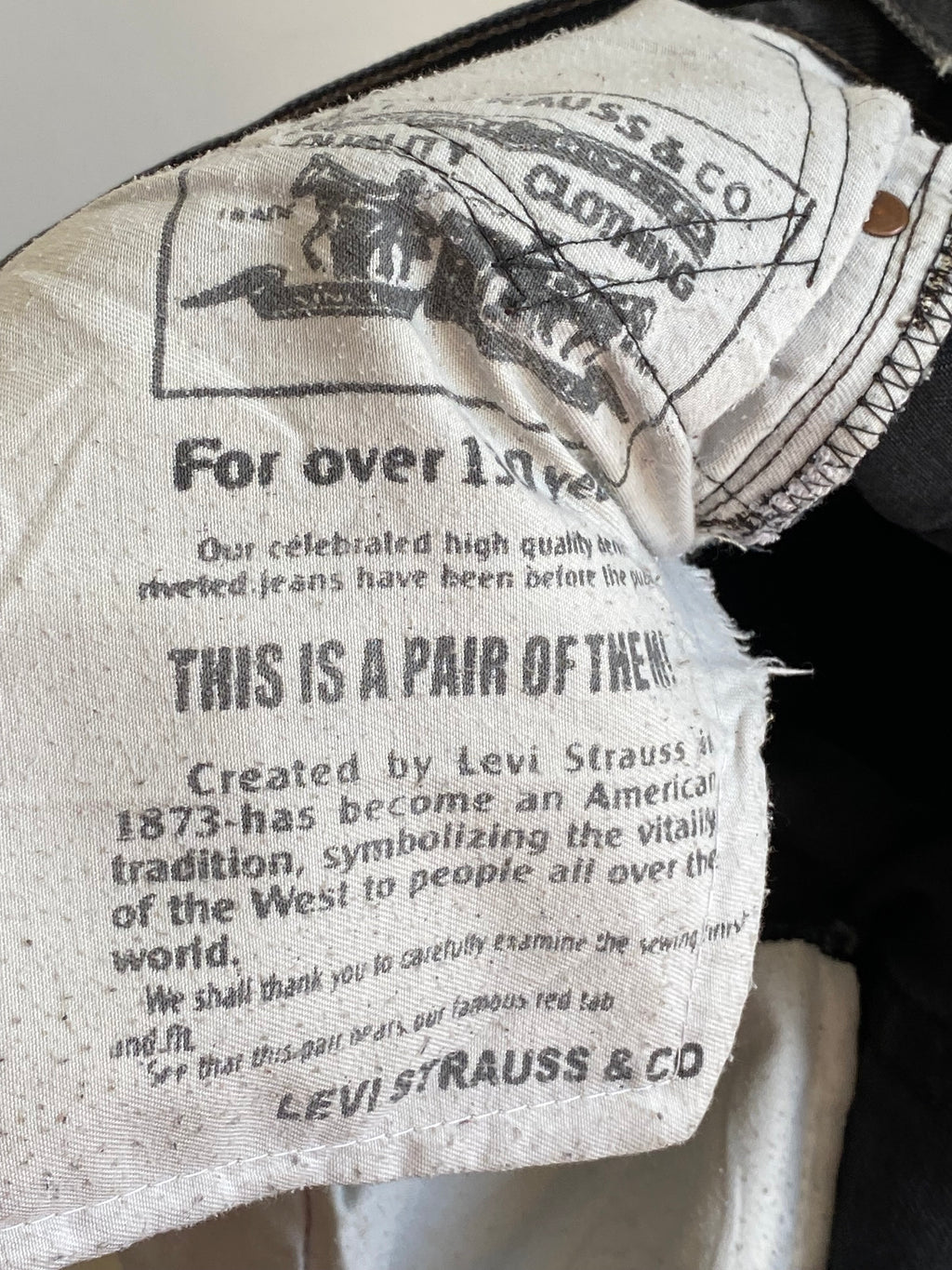 Jean Levi's 501 vintage W34 L32 – Made in USA – Noir délavé – Coupe droite unisexe Taille 44 Fr/50 eu