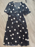 Robe bustier à pois noire et blanche