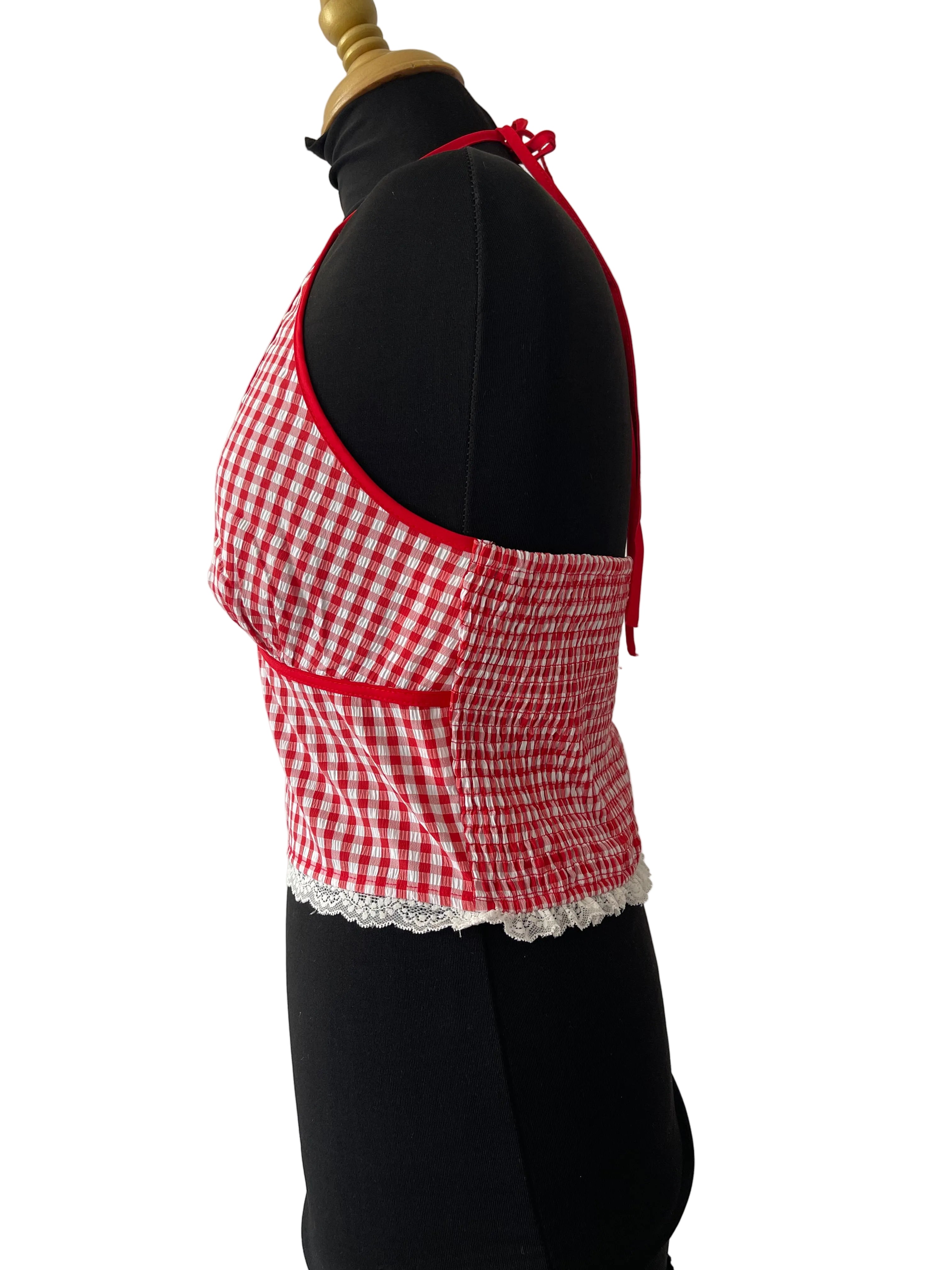 Top dos nu (halter) imprimé vichy rouge et blanc avec dentelle