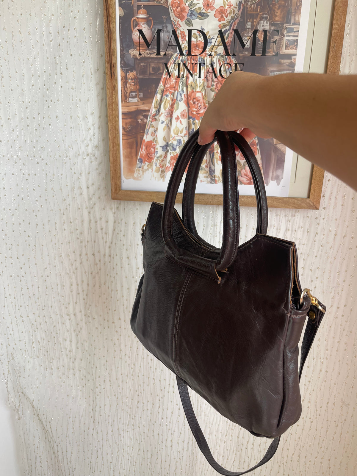 Sac à main en cuir chocolat à anses rondes et bandoulière amovible