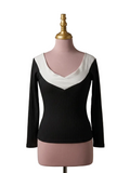Top Noir Bimatière Col V Satin Blanc Côtelé