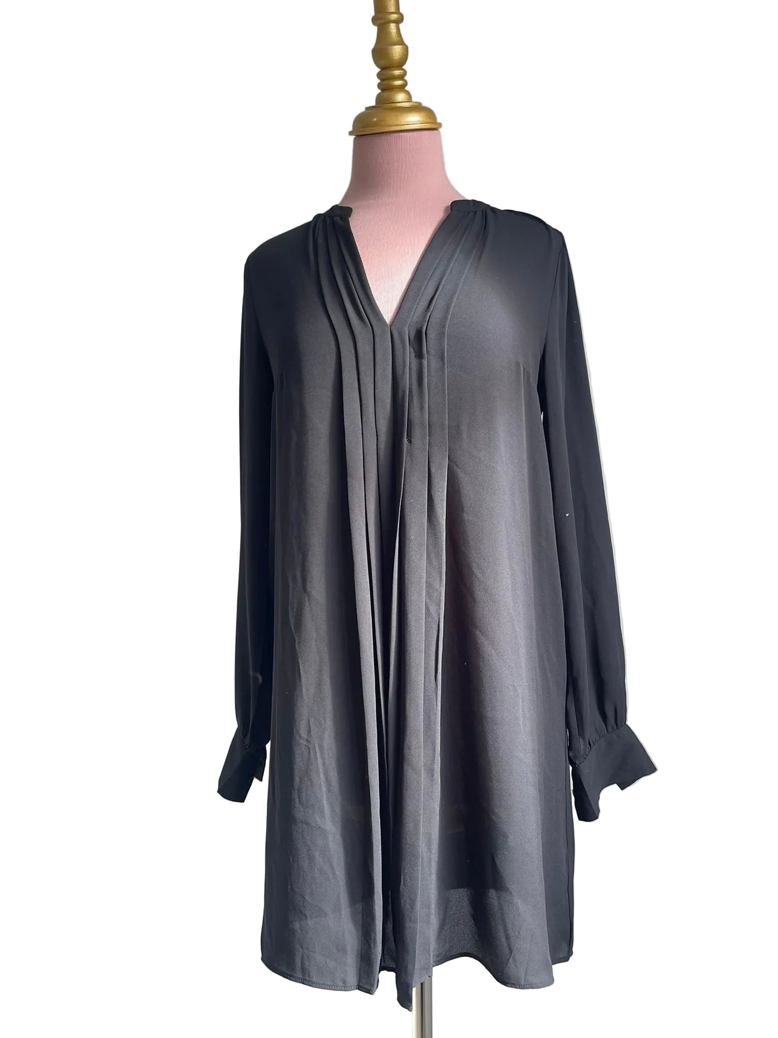 Robe Noire Drapée Col V Manches Longues