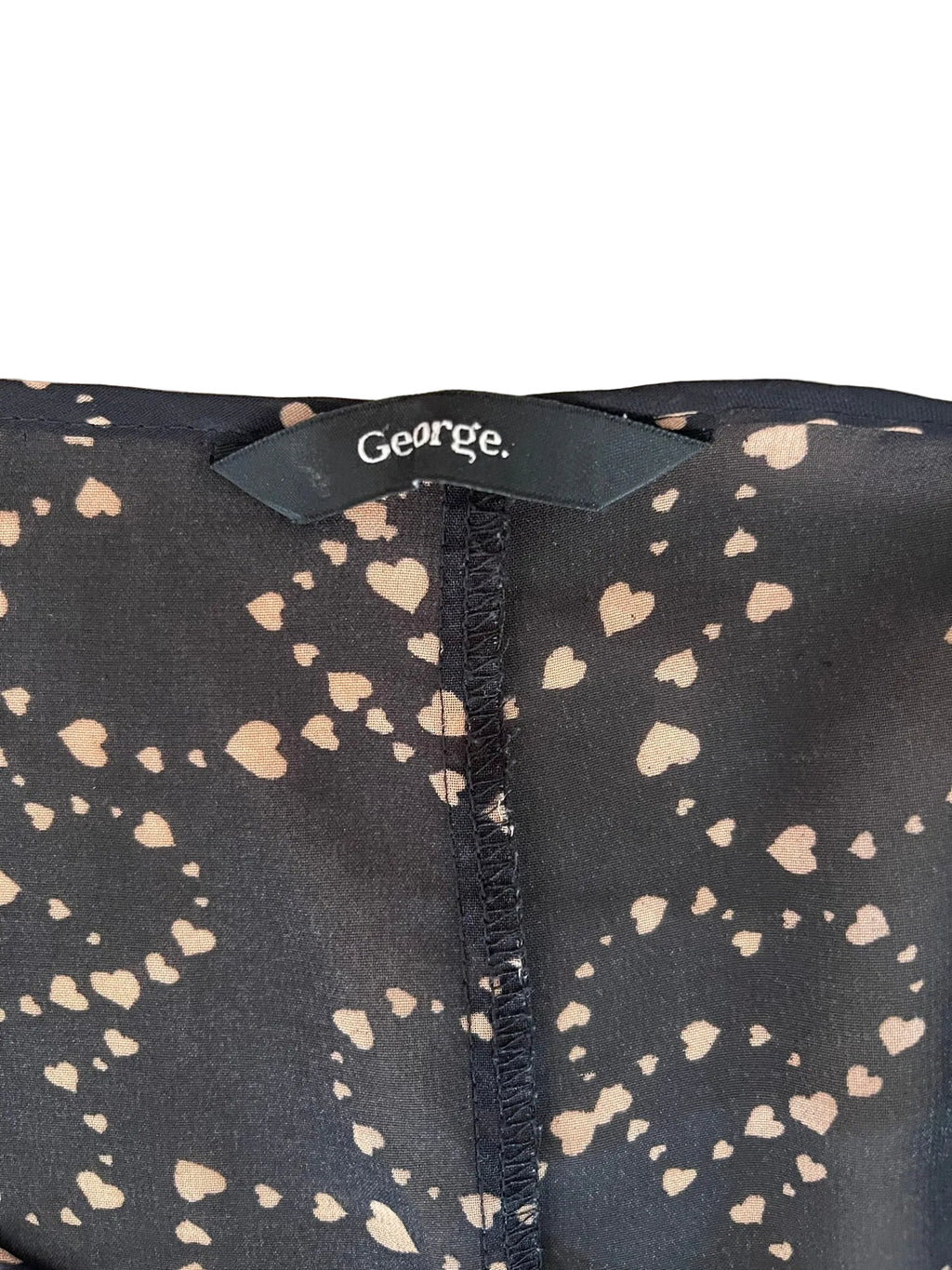 Robe Noire Transparente Petits Cœurs Beiges - vue 3