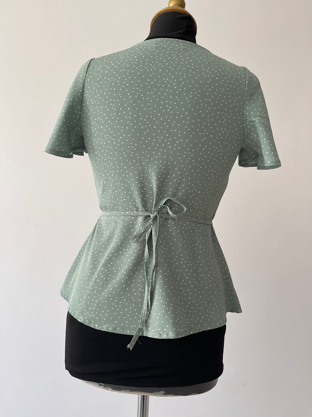 Blouse Vert Sauge Pois Blancs Noué - vue 3