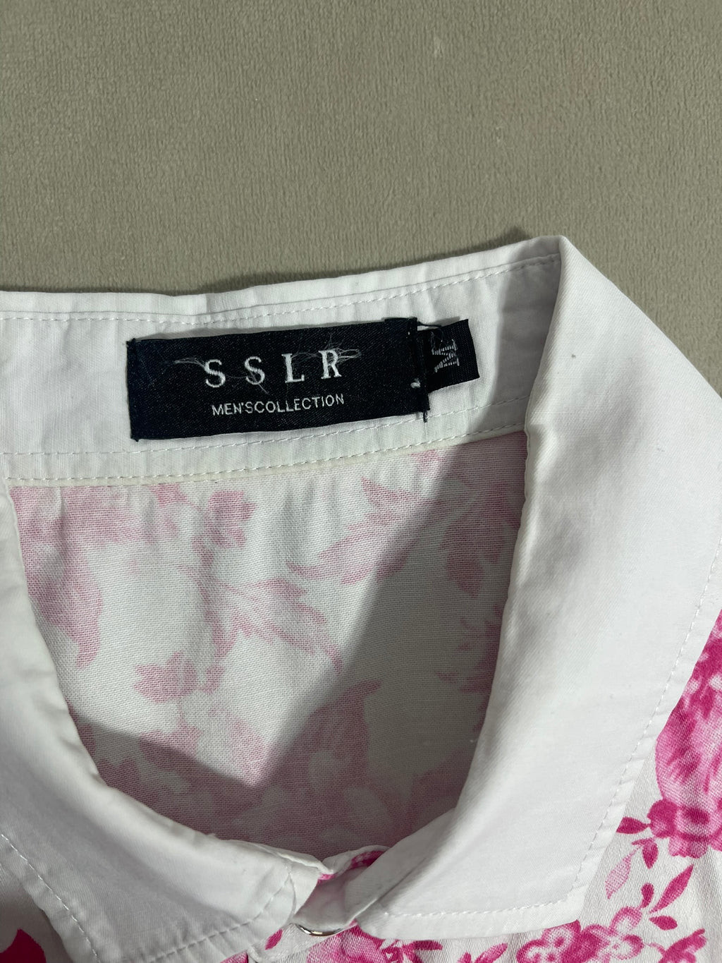 Chemise élégante et intemporelle