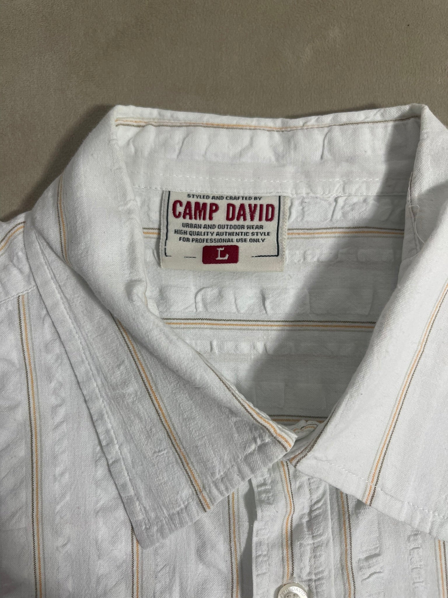 Chemise élégante et intemporelle
