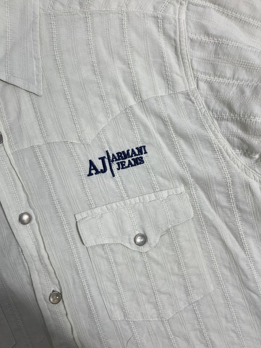 Chemise élégante et intemporelle