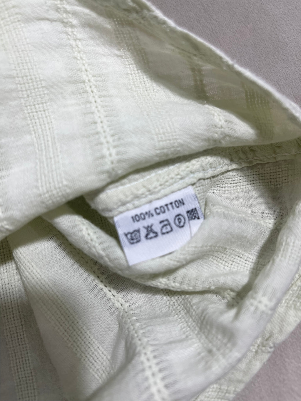 Chemise élégante et intemporelle
