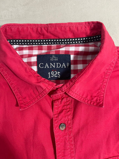 Chemise élégante et intemporelle