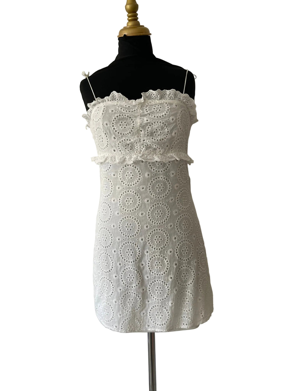Robe en Broderie Anglaise