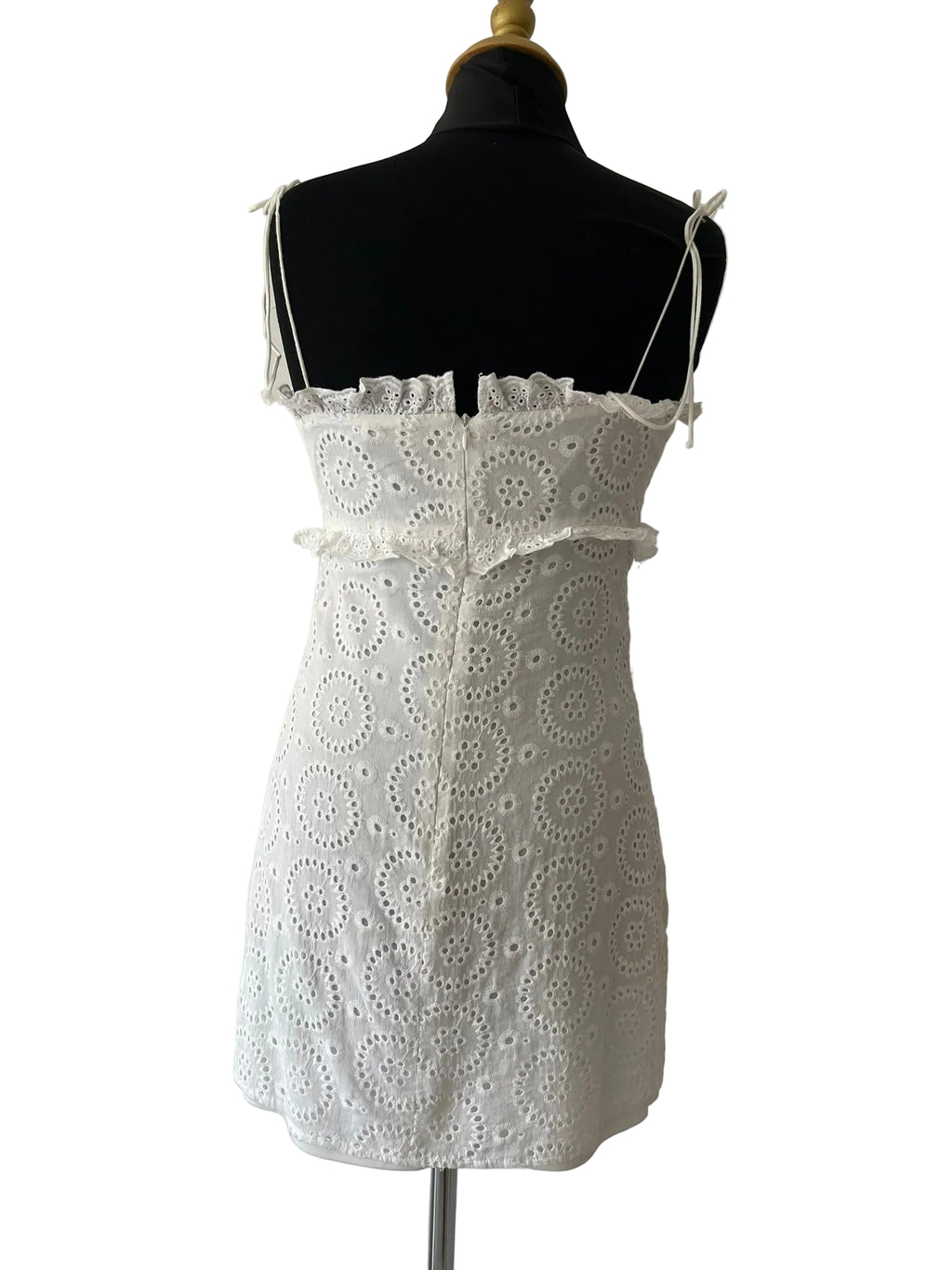 Robe en Broderie Anglaise