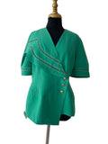 Veste cintrée vert menthe brodée dorée