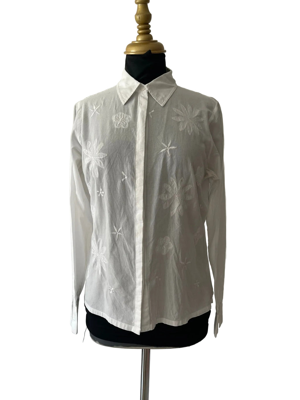 Chemise blanche brodée fleurs