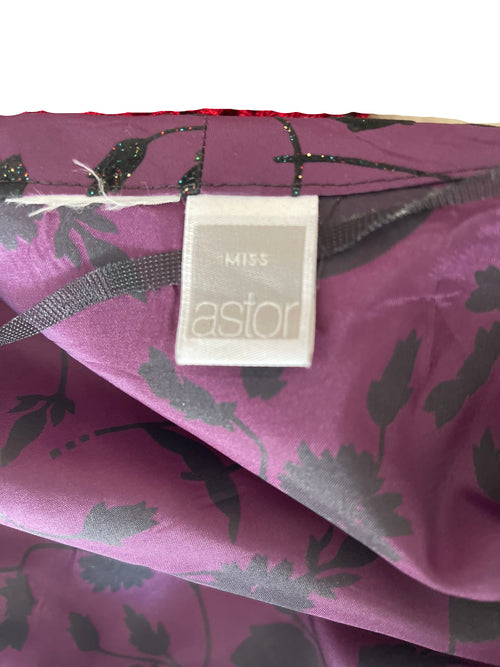 Boléro violet satiné à broderies noires