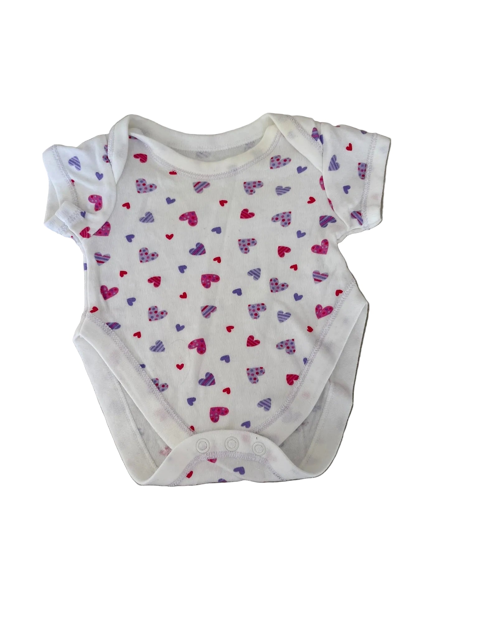 Body bébé manches courtes – Blanc imprimé cœurs
