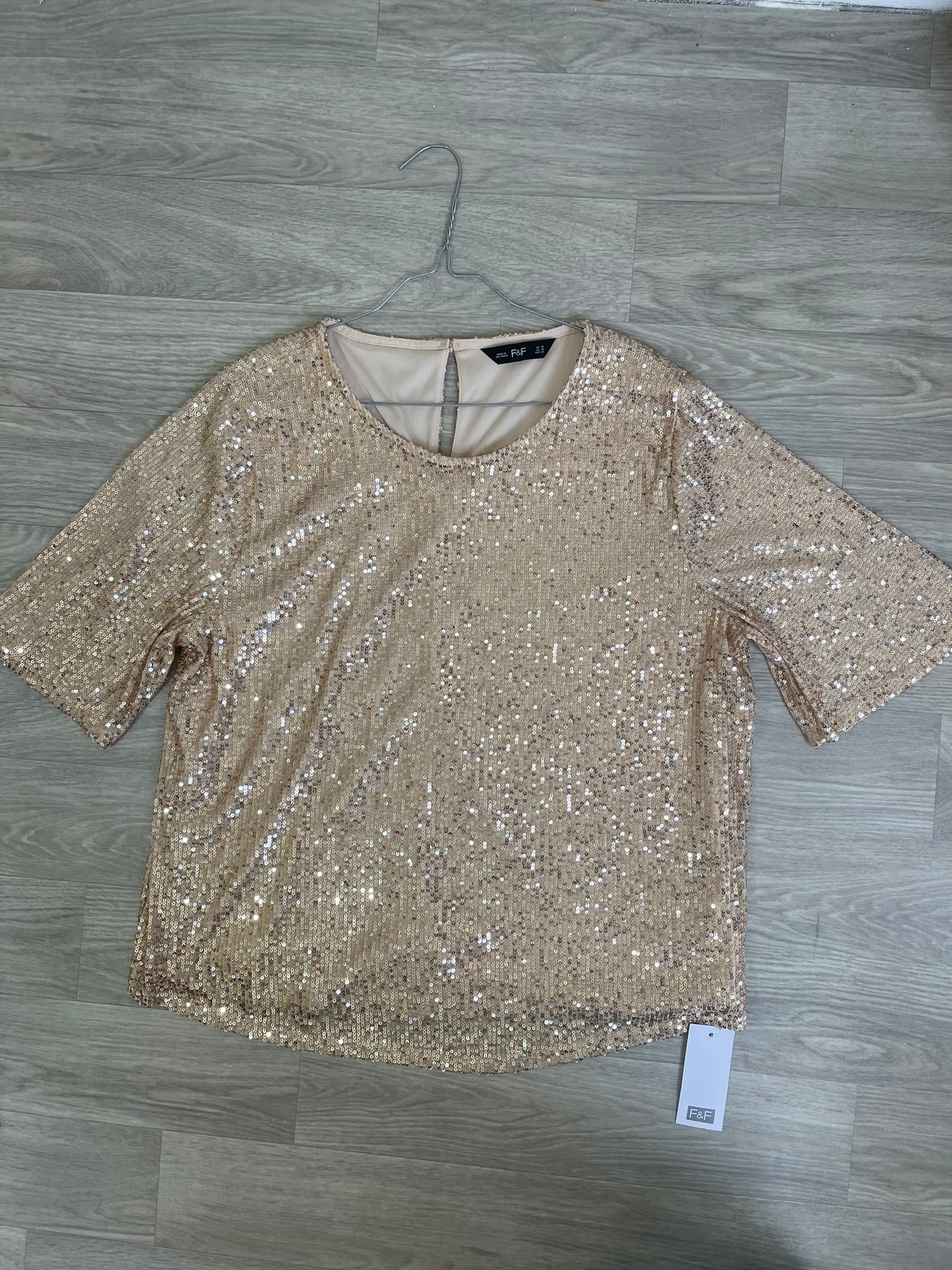 Top pailleté doré manches 3/4 - Neuf