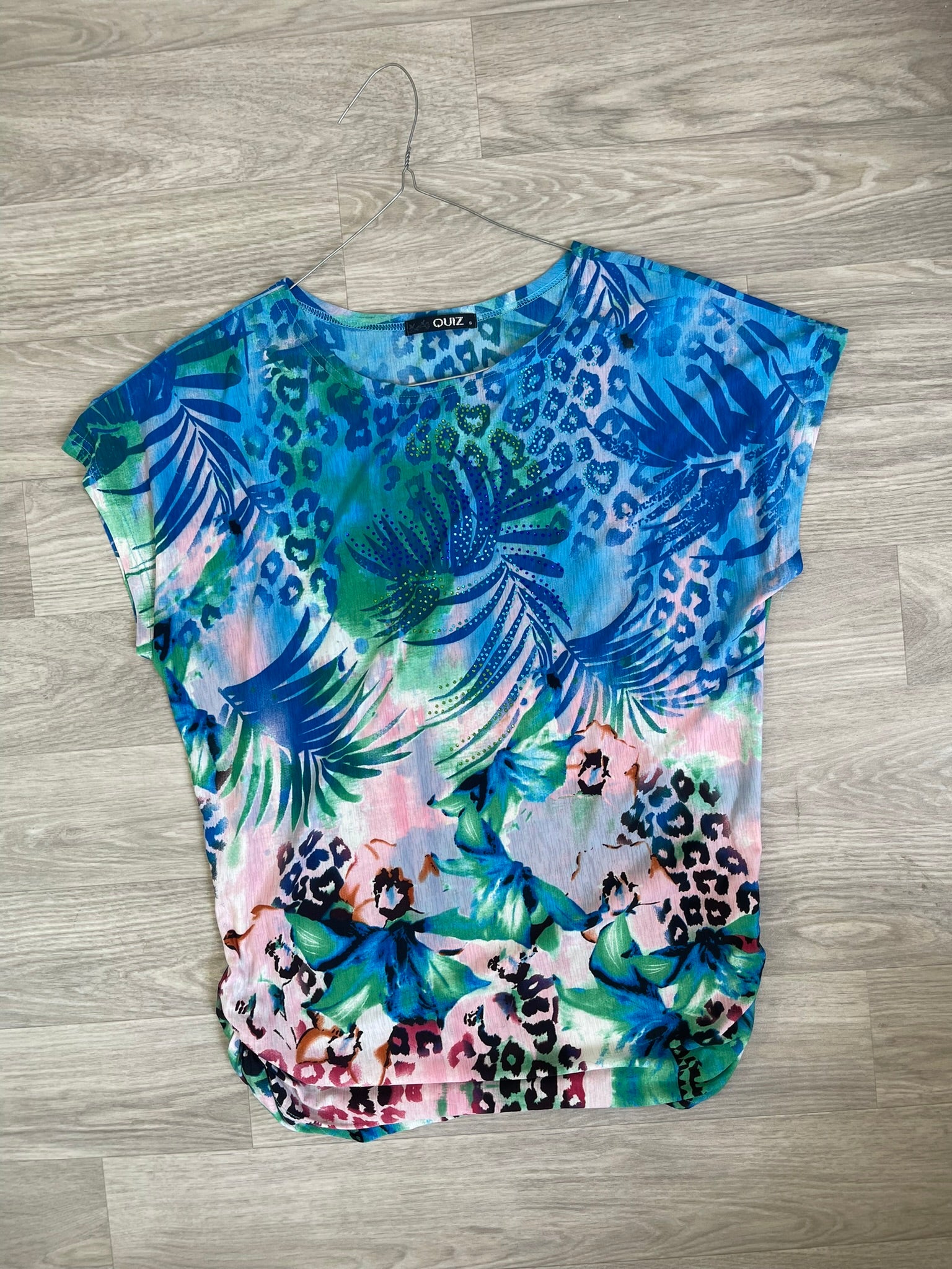 Top imprimé tropical et léopard bleu-vert