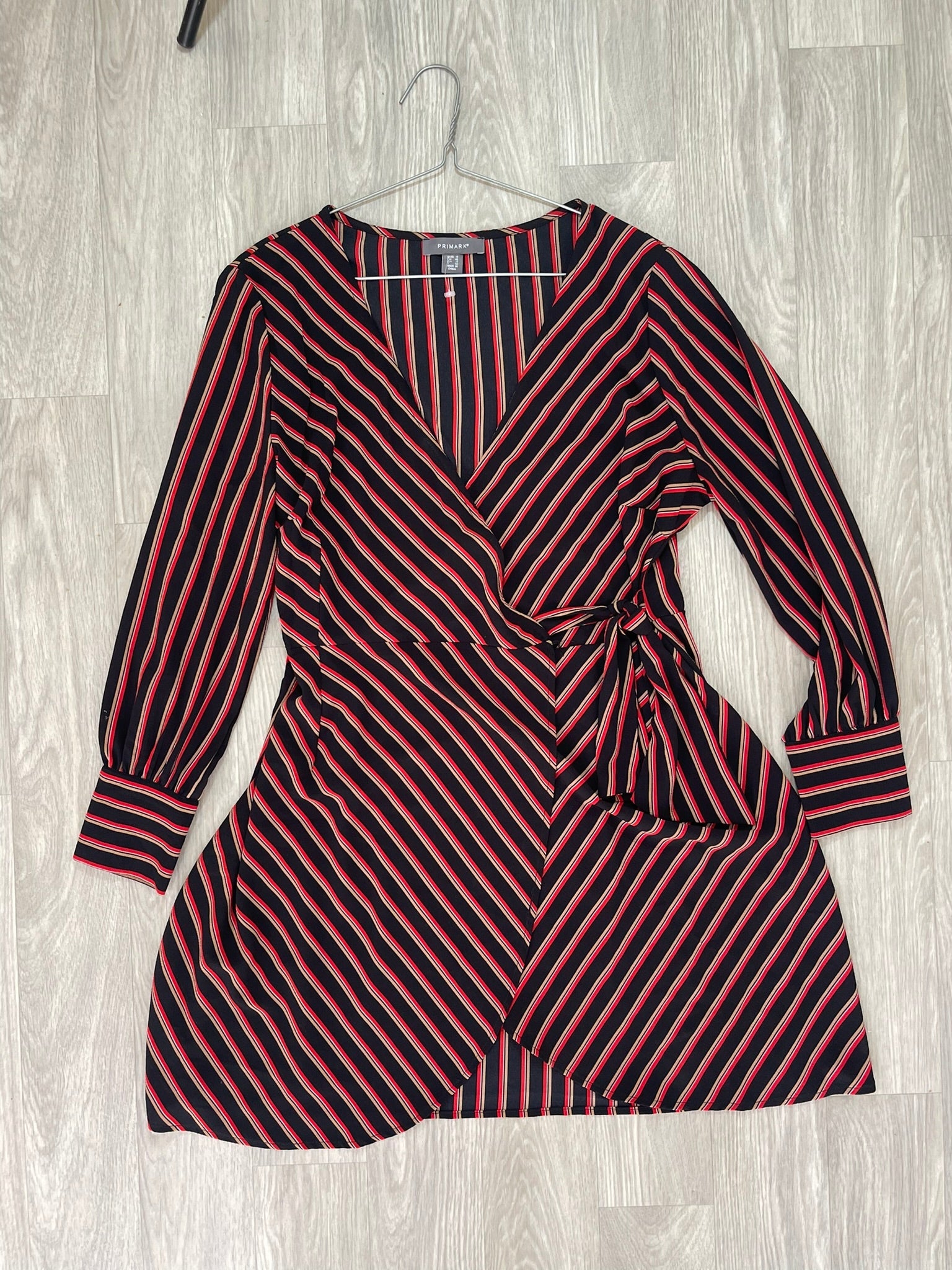 Robe portefeuille rayée rouge et marine Taille 46 eu