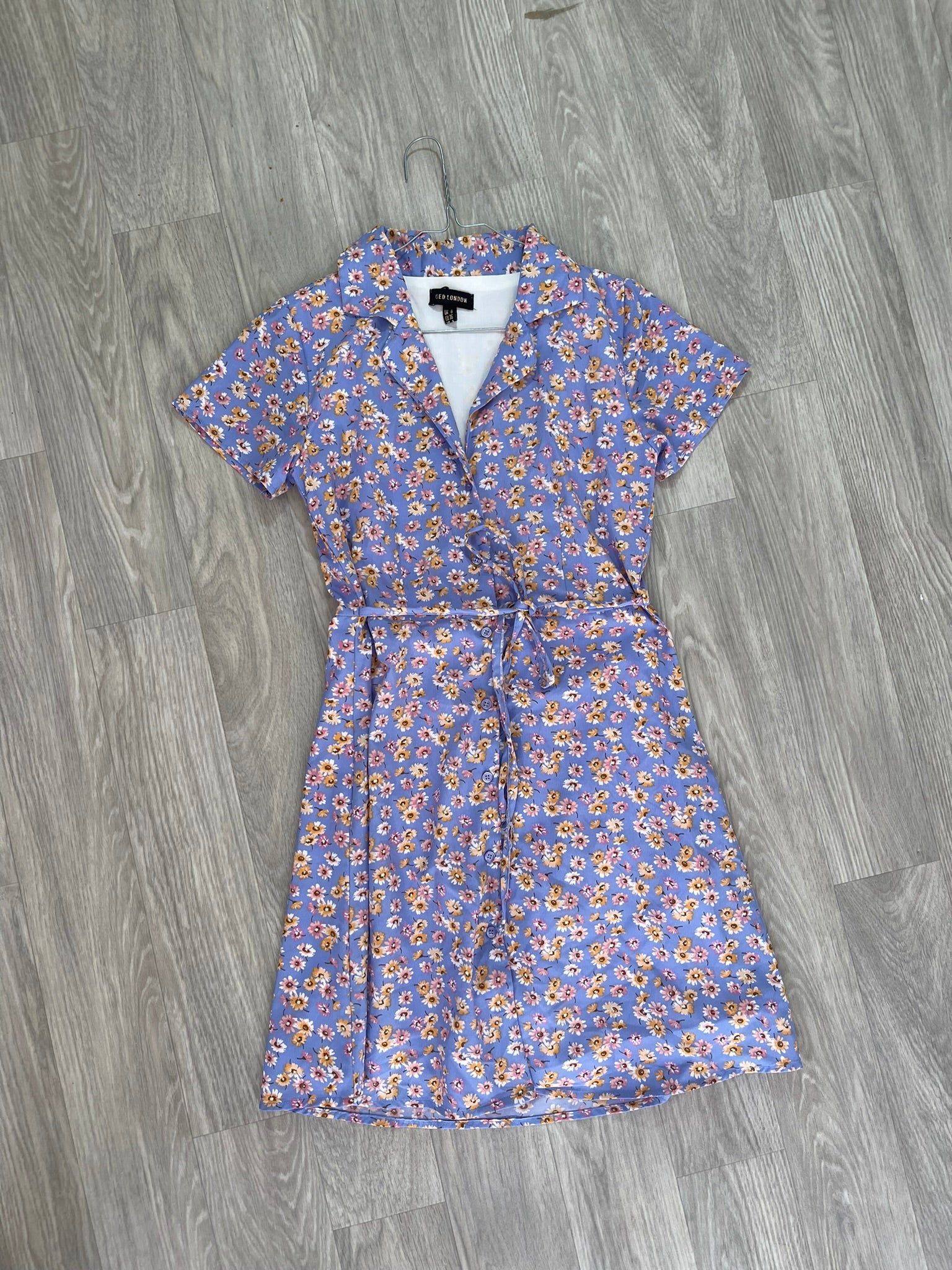 Robe chemise fleurie bleu lavande