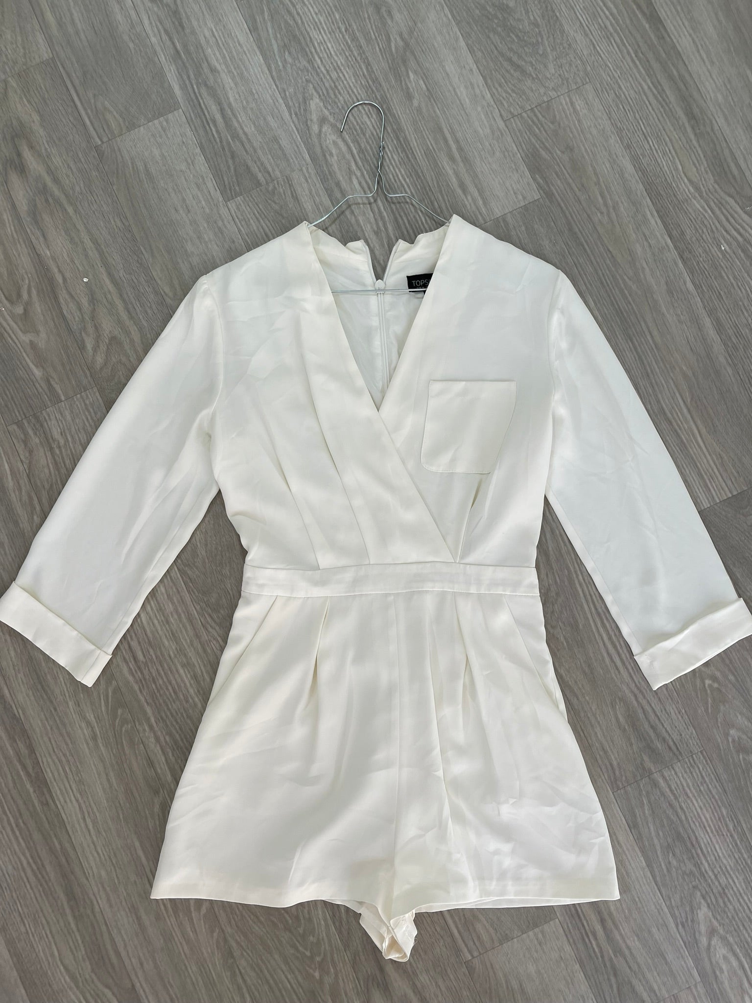 Combinaison blanche col châle manches longues - Topshop