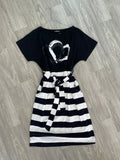 Robe rayée noire et blanche, nœud à la taille - Sheilay