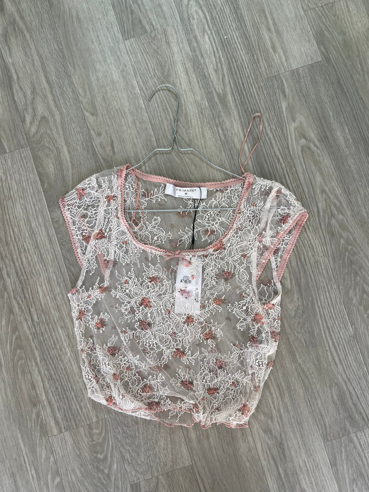 Top en dentelle rose à motifs floraux, sans manches - Primark