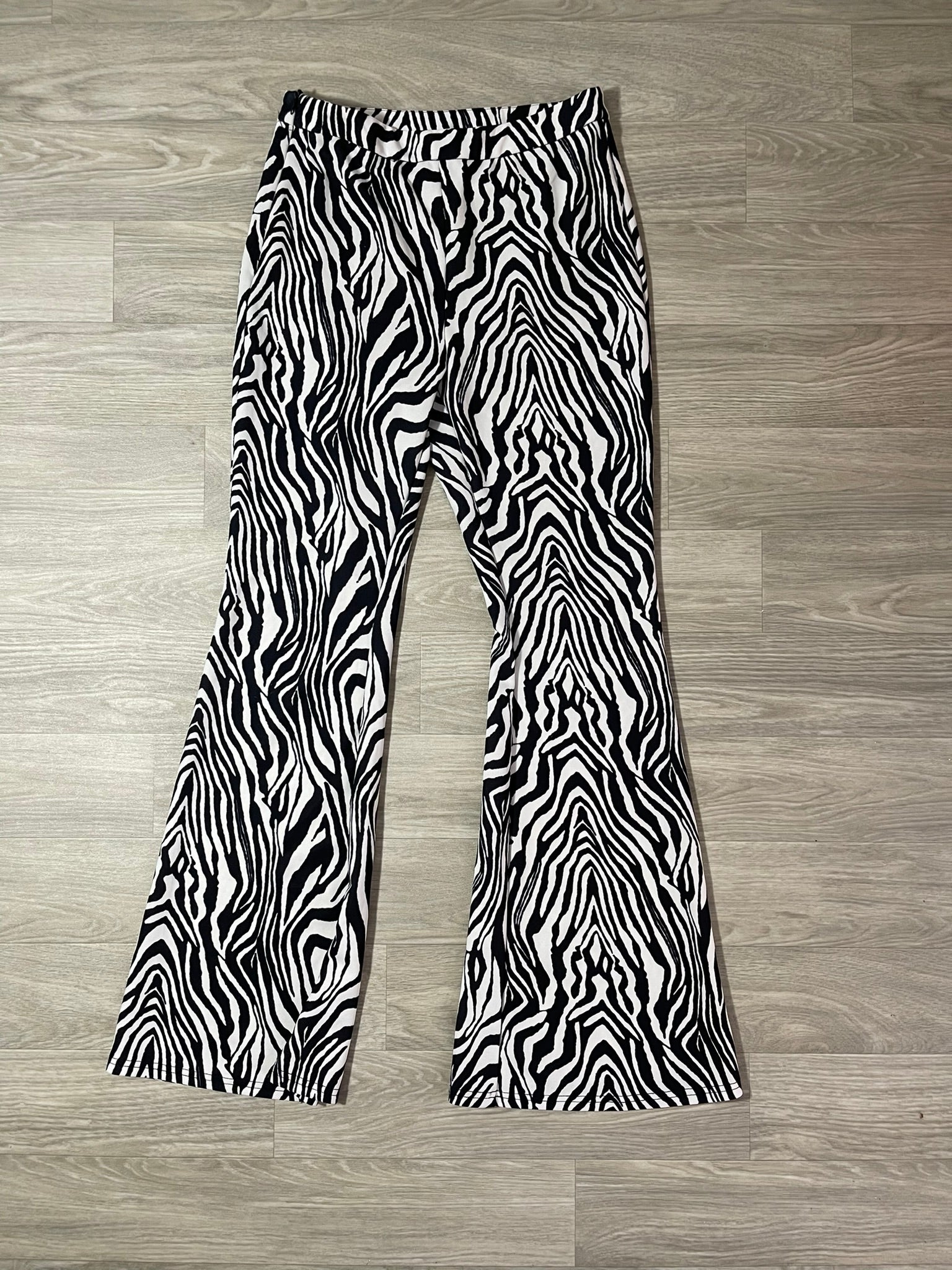 Pantalon évasé imprimé zèbre