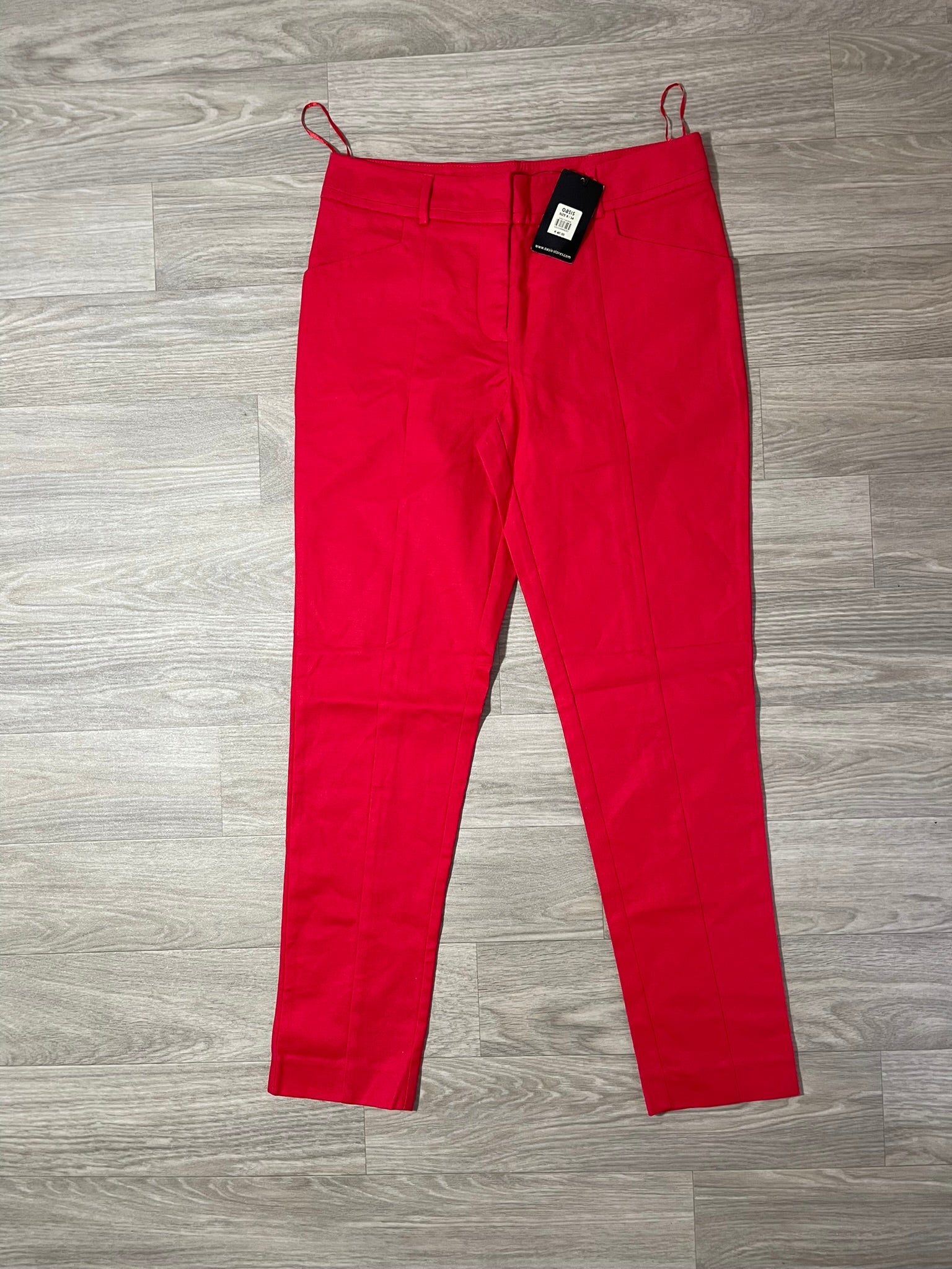 Pantalon cigarette rouge Oasis