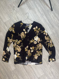Blouse fleurie noire boutonnée b.young