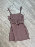 Robe rose et noir à bretelles