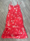 Robe fleurie rouge smockée