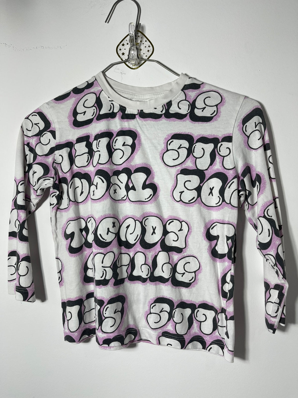 T-shirt graffiti Trendy Skills lilas