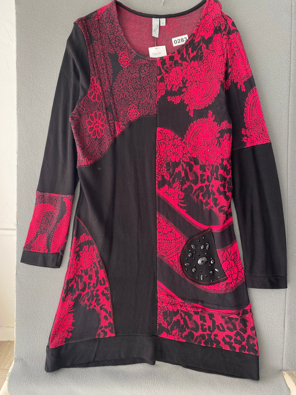 Robe patchwork jacquard noir et framboise