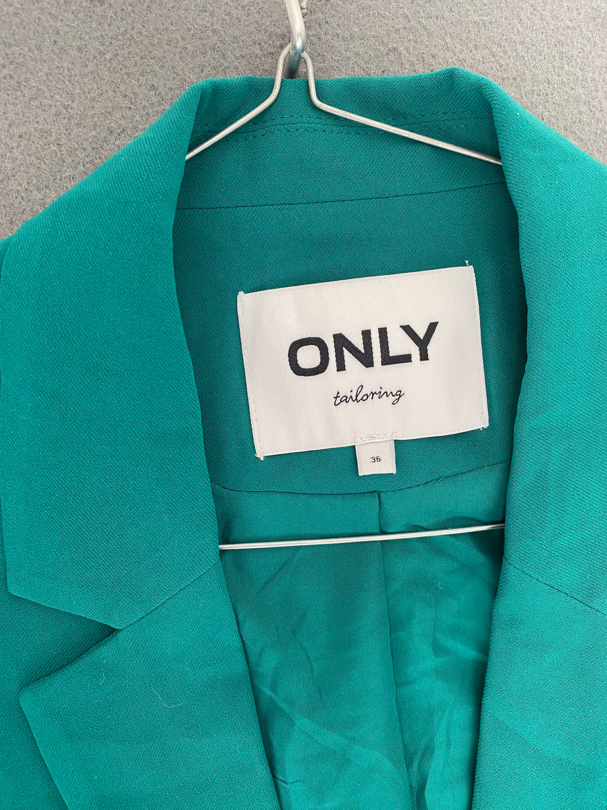 Blazer long vert émeraude à manches retroussables