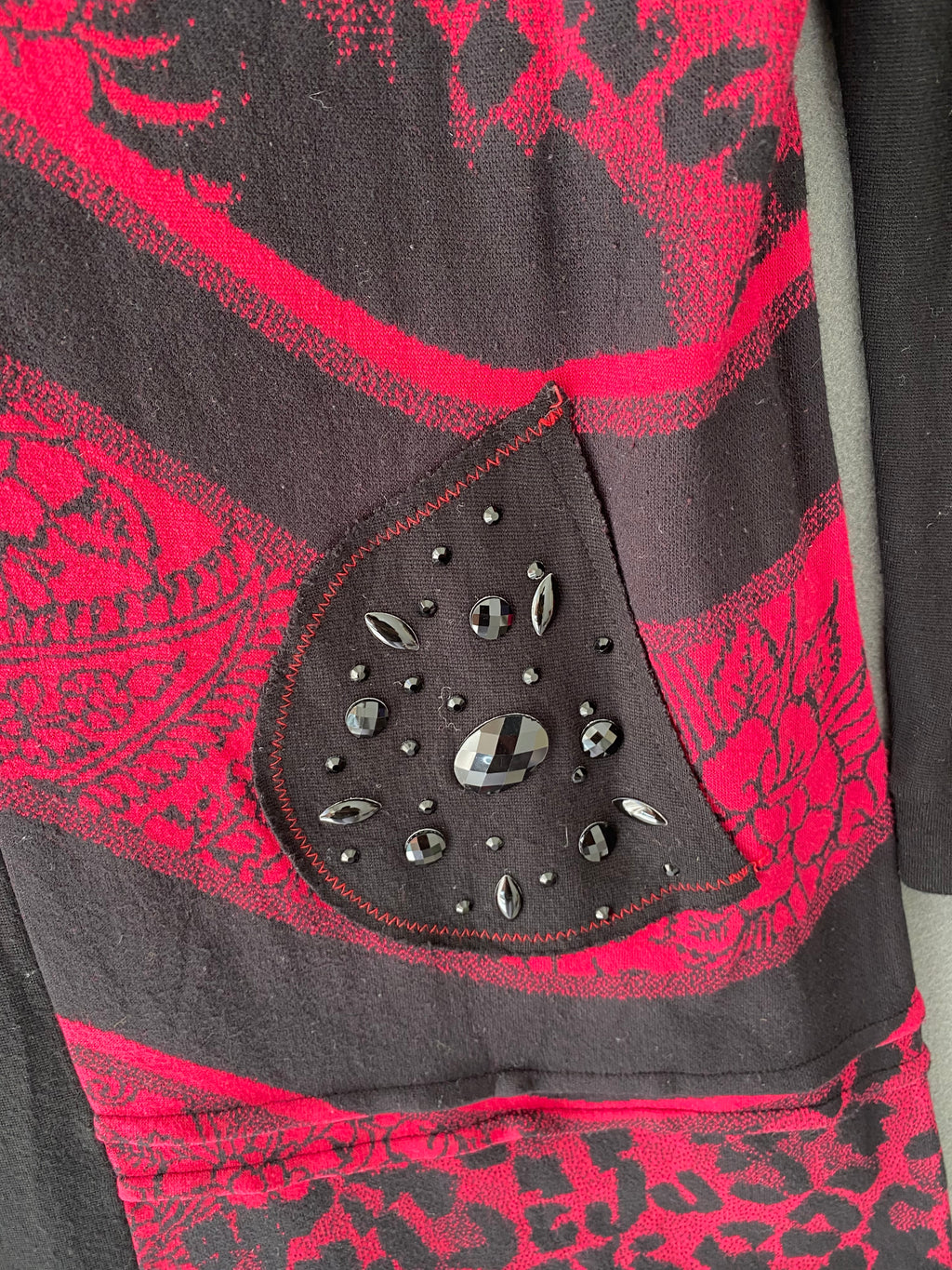 Robe patchwork jacquard noir et framboise