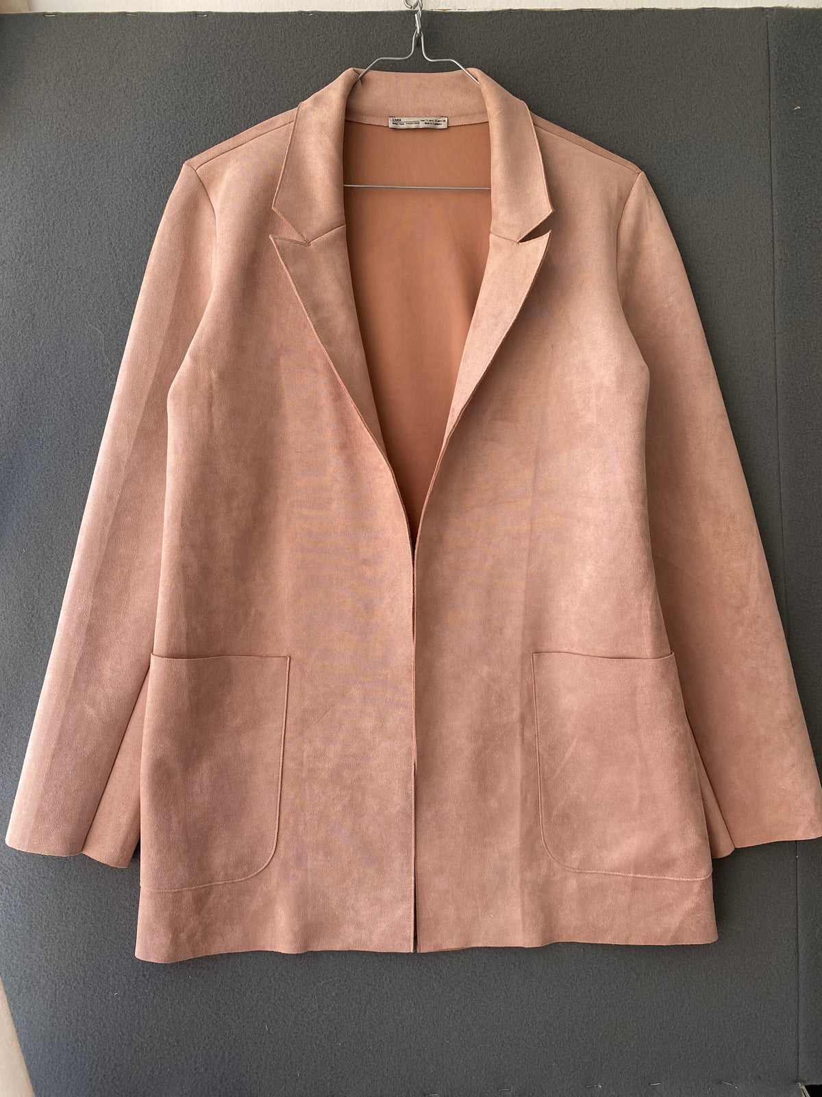 Blazer en suédine rose poudré à poches plaquées