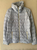 Doudoune légère bleu gris à zips dorés