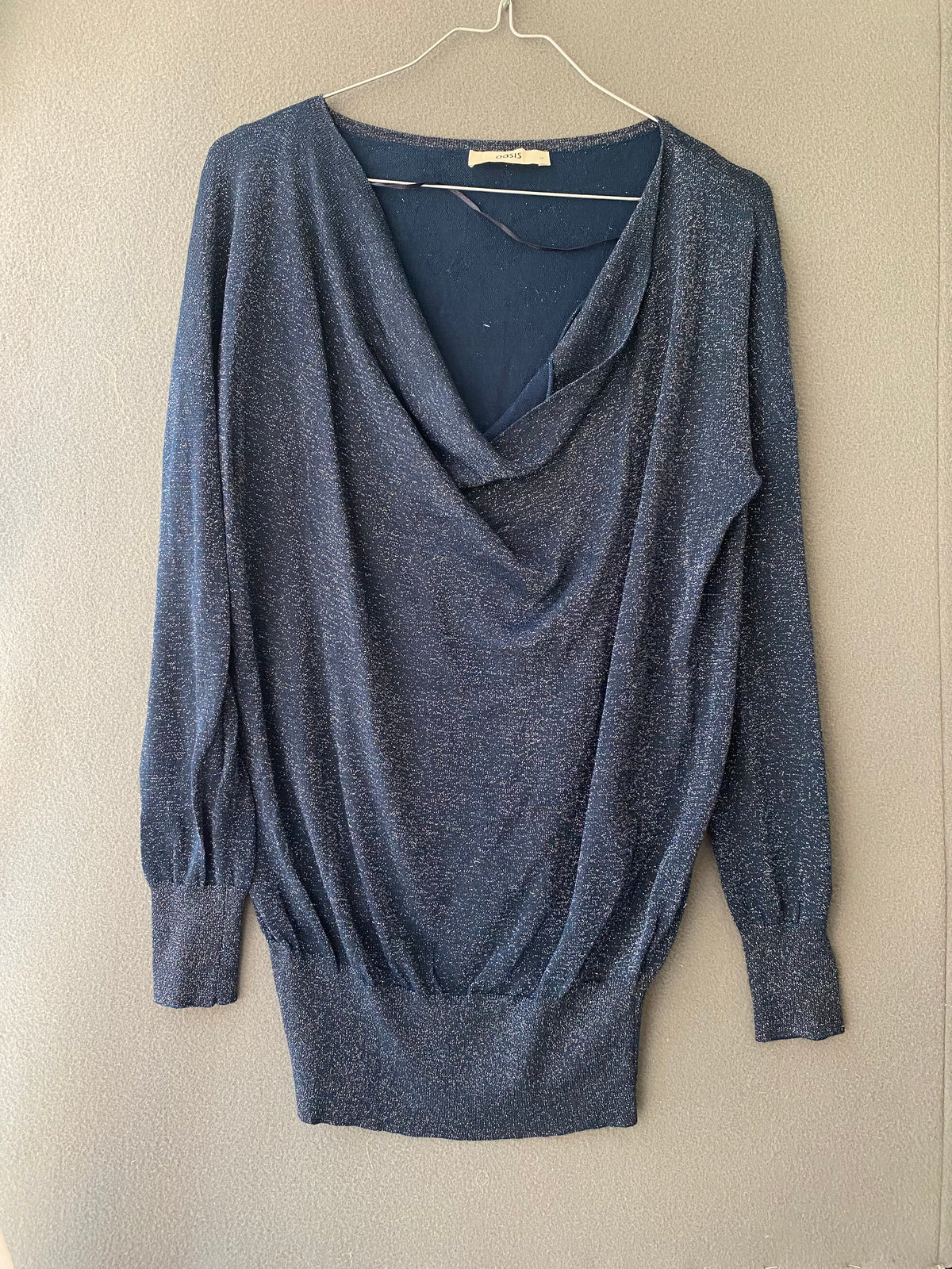 Pull col bénitier bleu marine pailleté