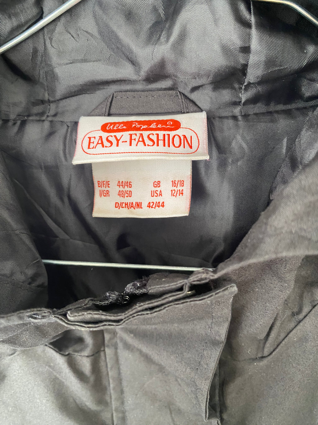 Parka noire à capuche Easy Fashion