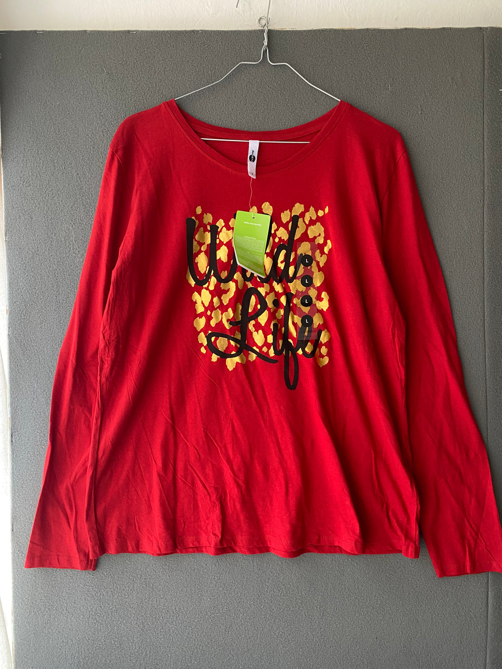 T-shirt rouge Wild Life à motif léopard