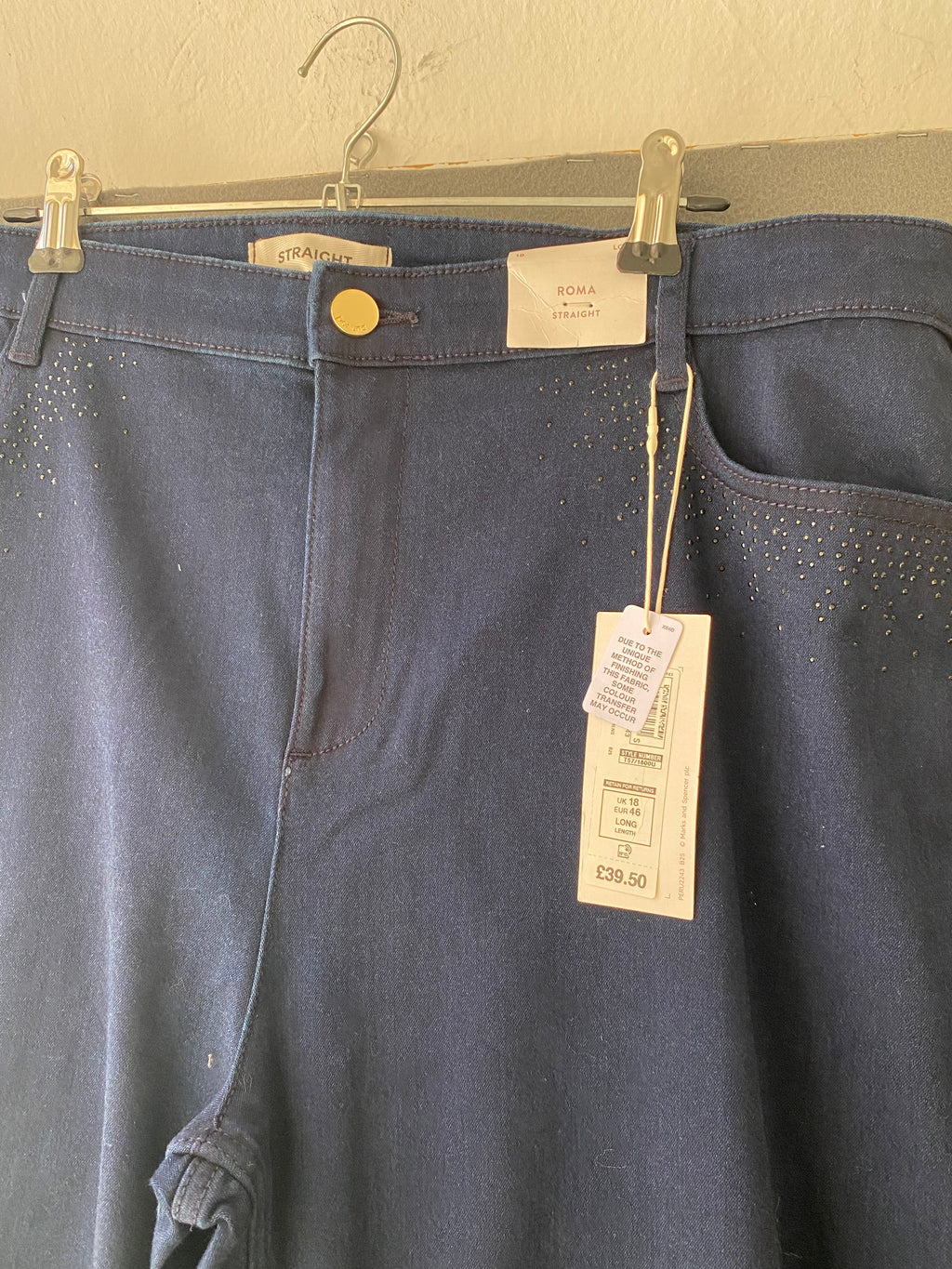 Jean droit bleu marine à strass