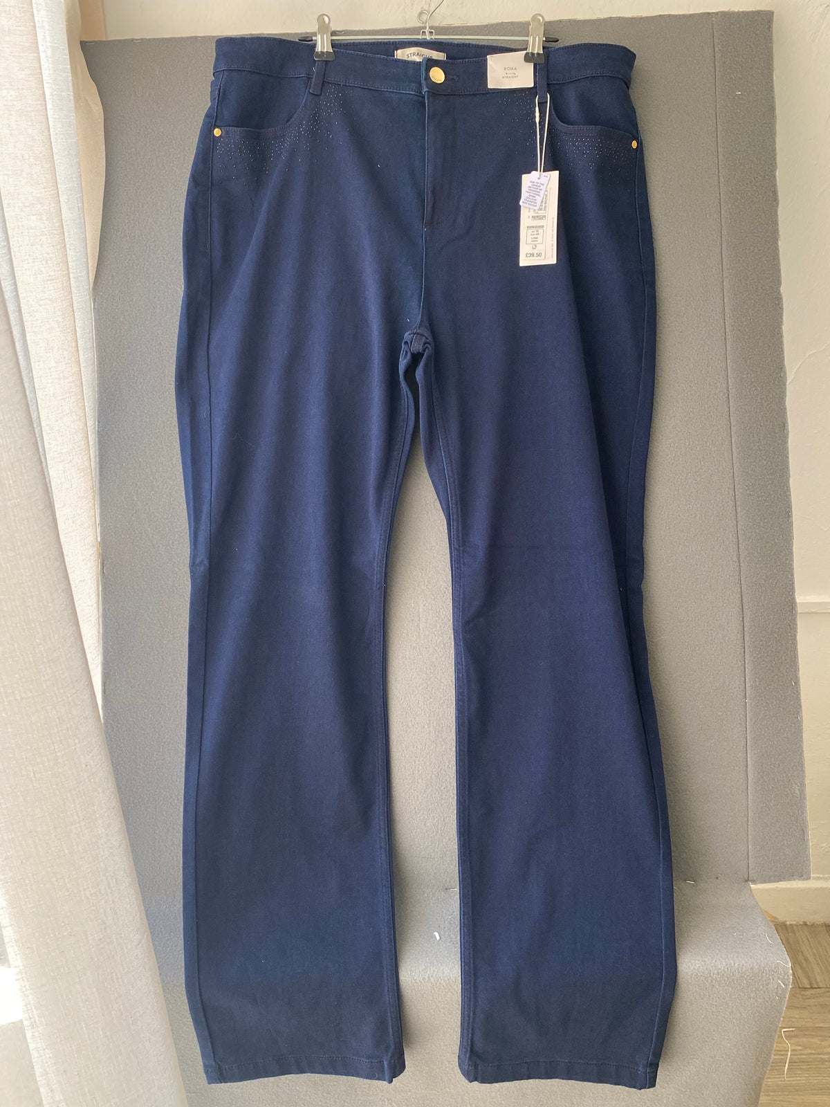 Jean droit bleu marine à strass