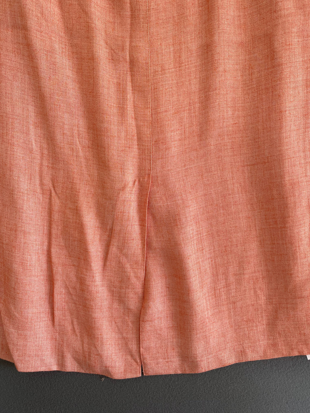 Jupe midi droite corail chinée fendue