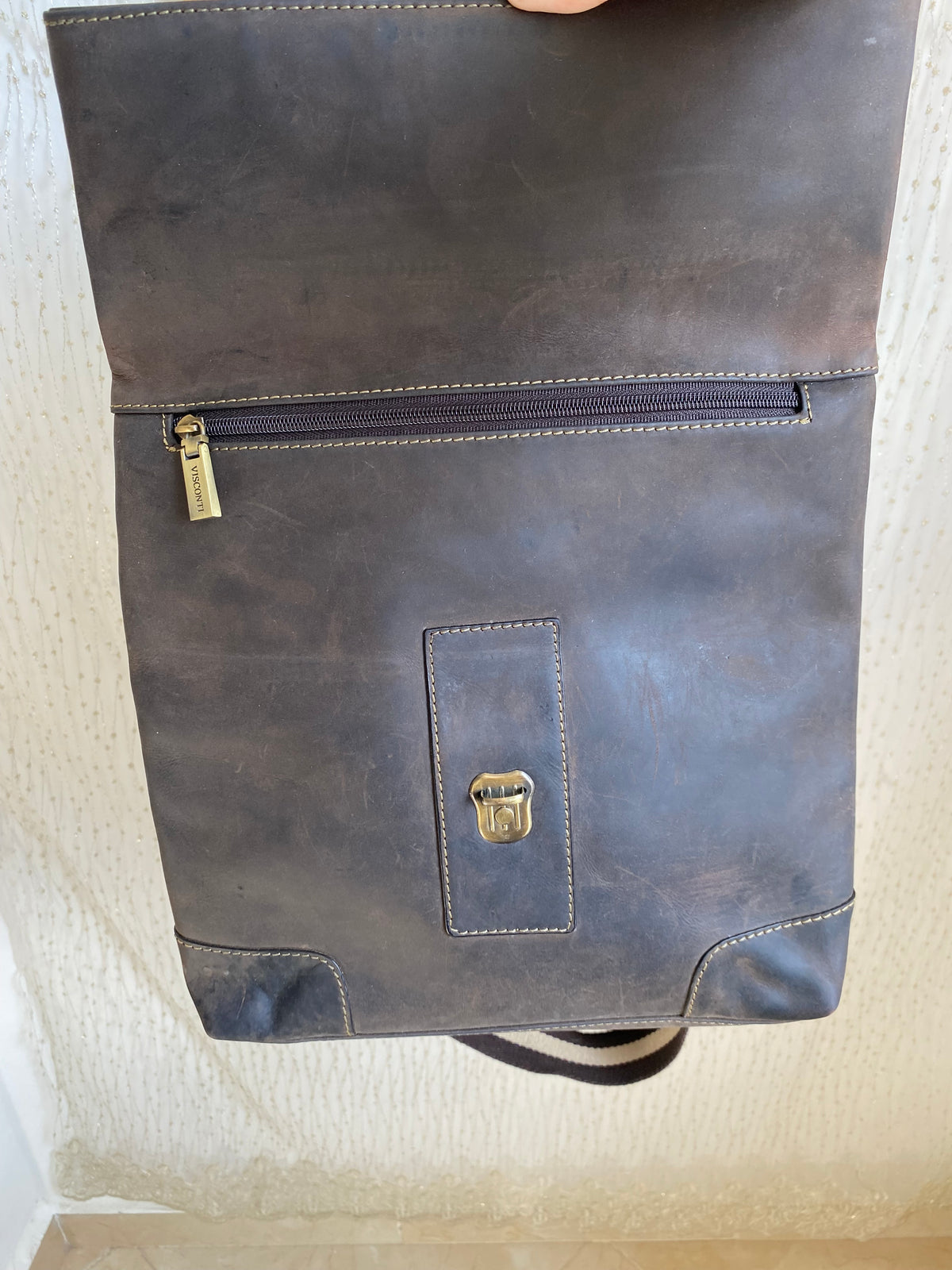 Visconti leather messenger bag