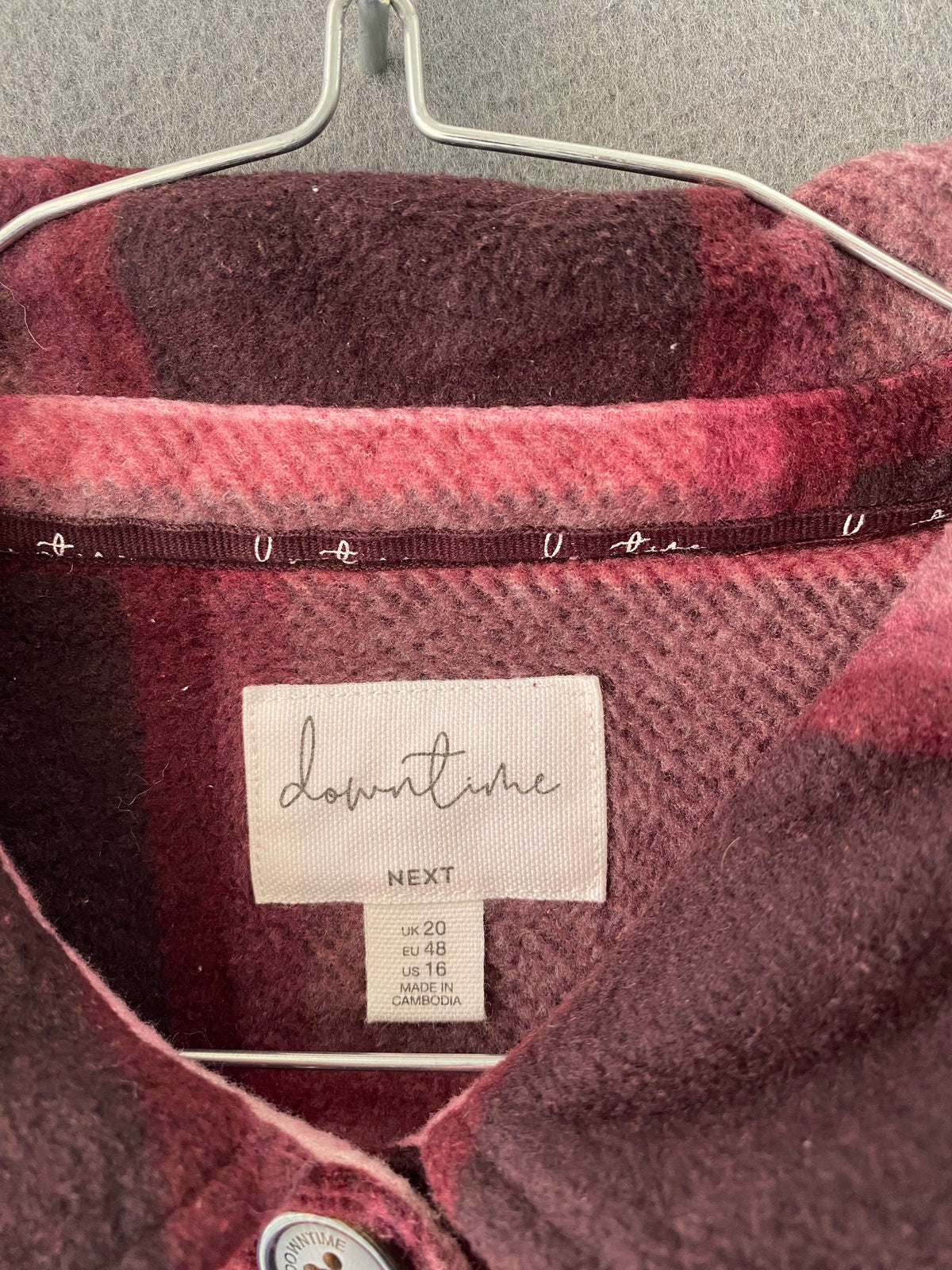 Surchemise polaire à carreaux rose et bordeaux