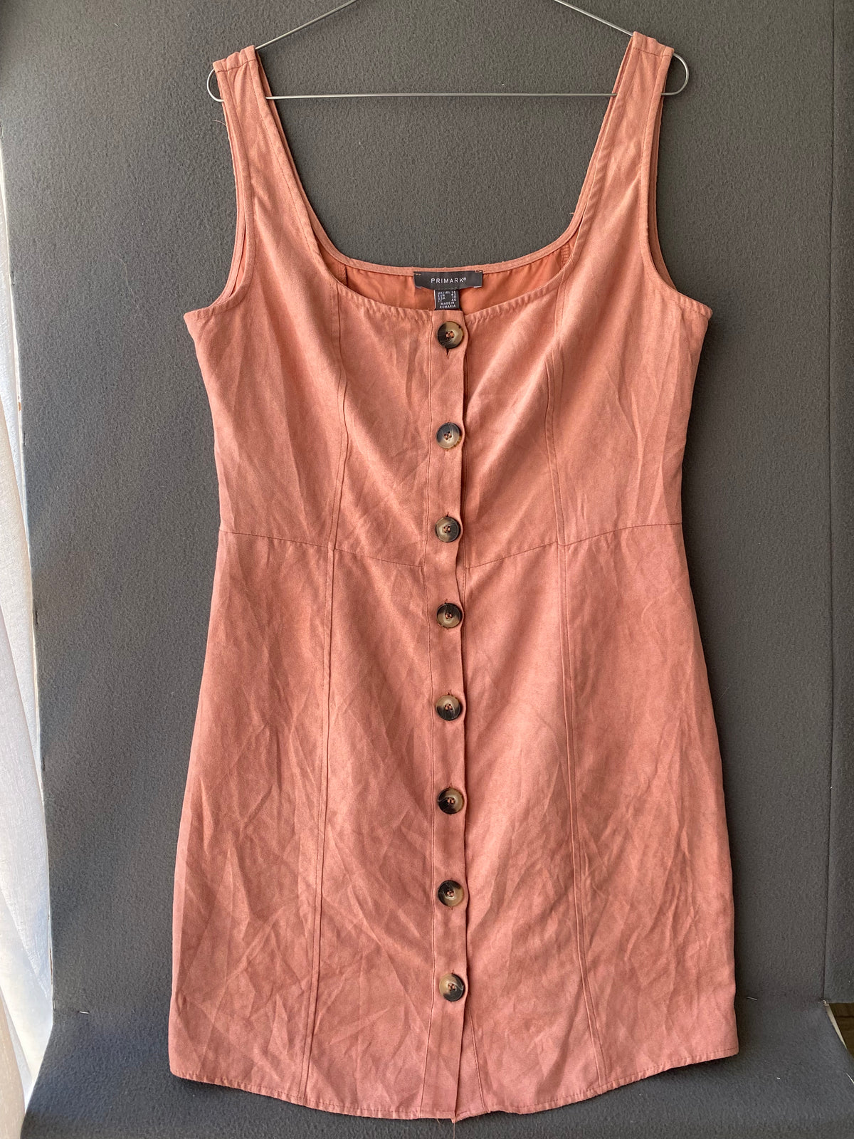 Robe en suédine vieux rose boutonnée