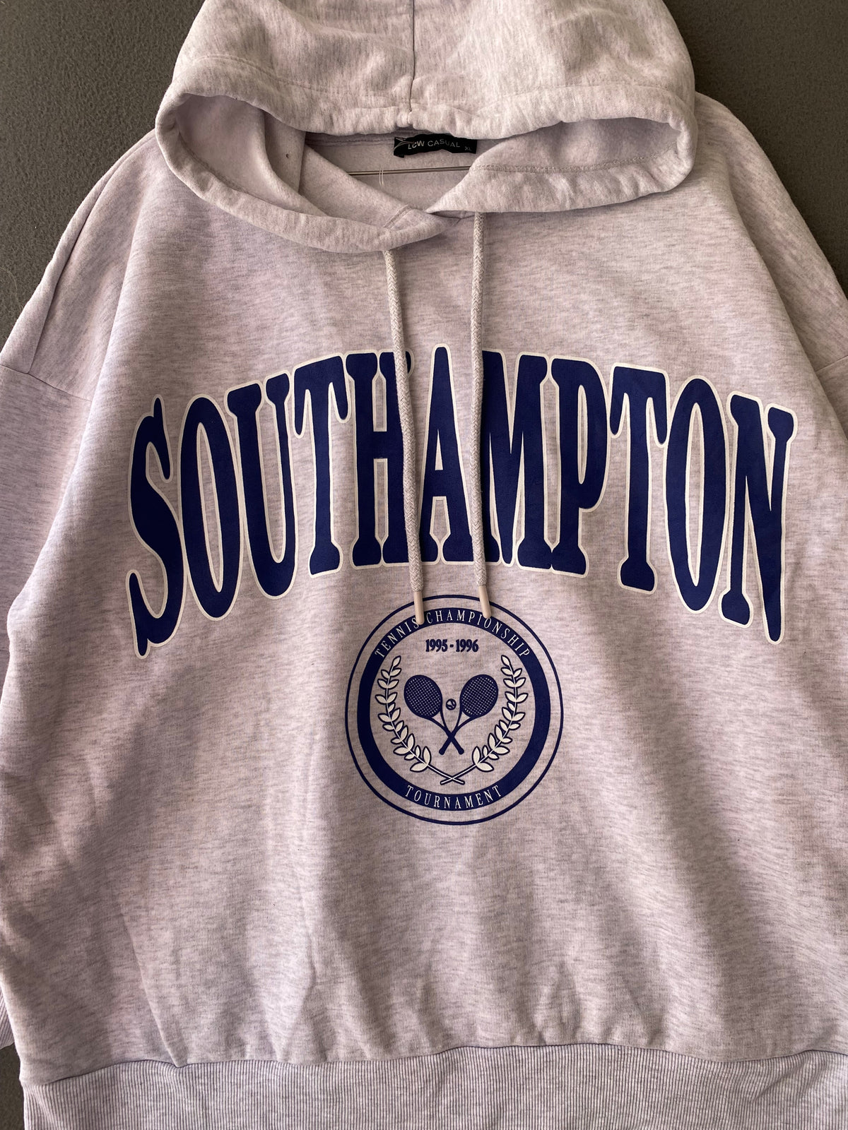 Sweat à capuche gris imprimé Southampton