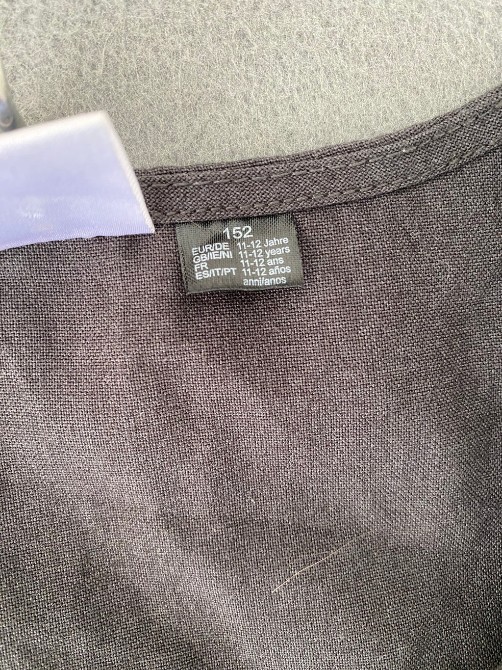 Robe chasuble plissée gris anthracite